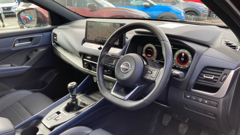 Nissan Qashqai 1.3 DiG-T MH Tekna 5dr Petrol Hatchback